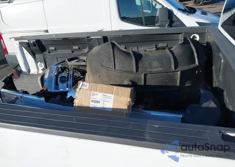 2016 GMC Sierra 3500Hd from USA, damaged, VIN 1GT02VEG6GZ143487